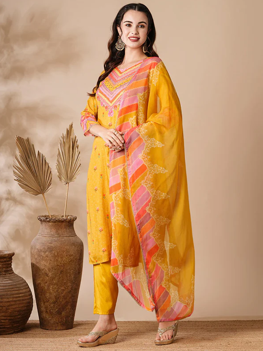 Floral Mirror & Aari Kurta Set